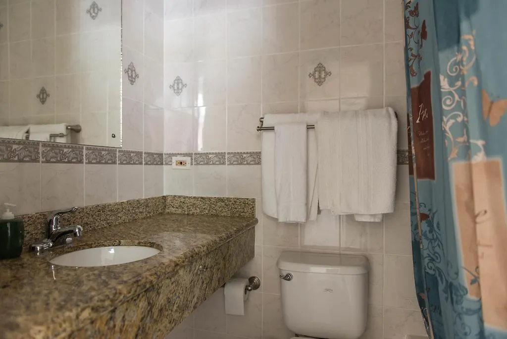 The Royal Kensington Villa 4 Montego Bay 0*,  Jamaika